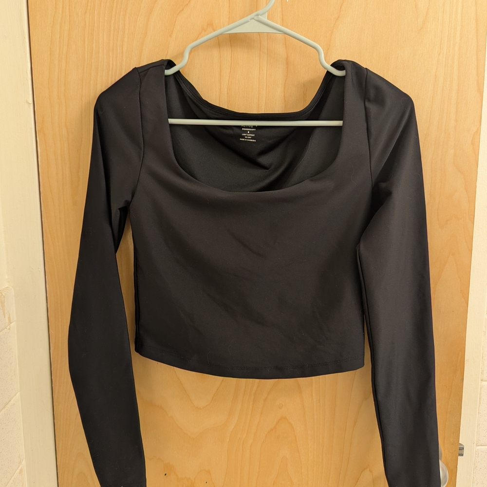 Old Navy Black Powersoft Crop Top